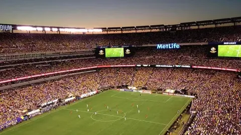 姆巴佩转会争议升级，巴黎报价2亿欧，老佛爷机会难得！